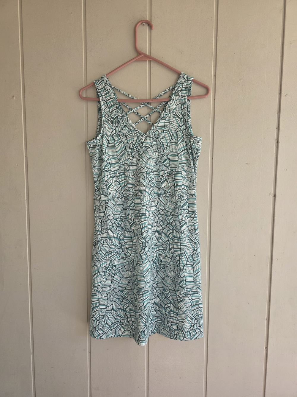 Title nine Yasumi Leaf Print Athletic Dress Sz XS Zip pocket
